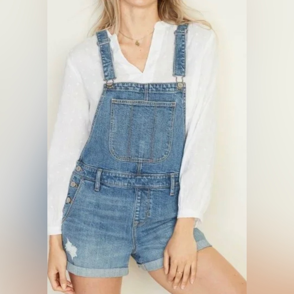 NWT’s Old Navy Denim Shortalls Overalls Blue California Size Large